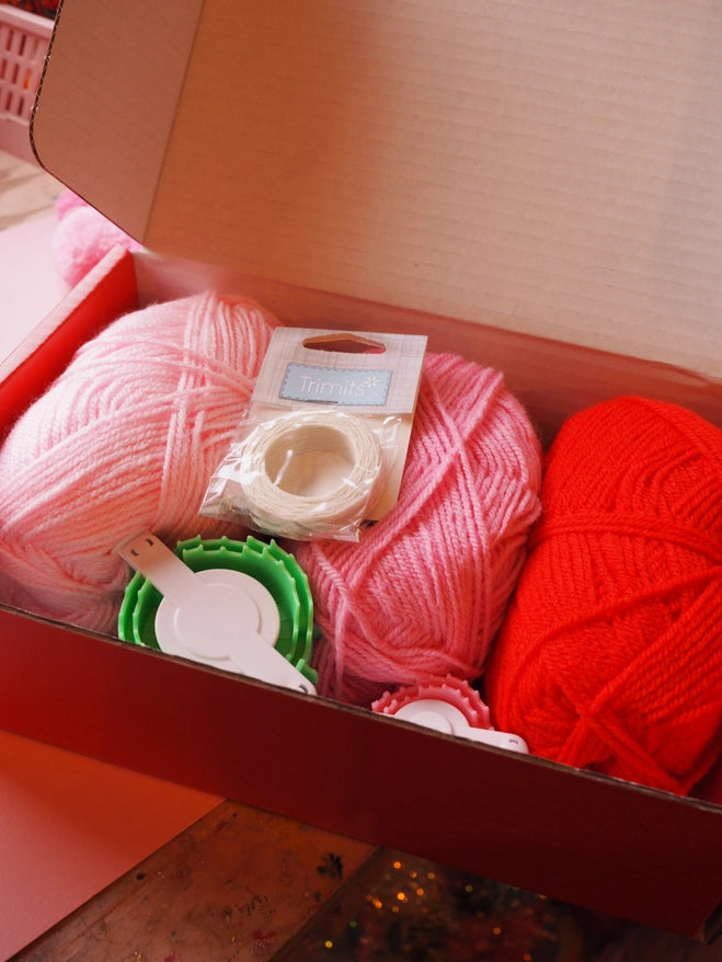 Heart Pom Pom Garland - Fat Pom Poms